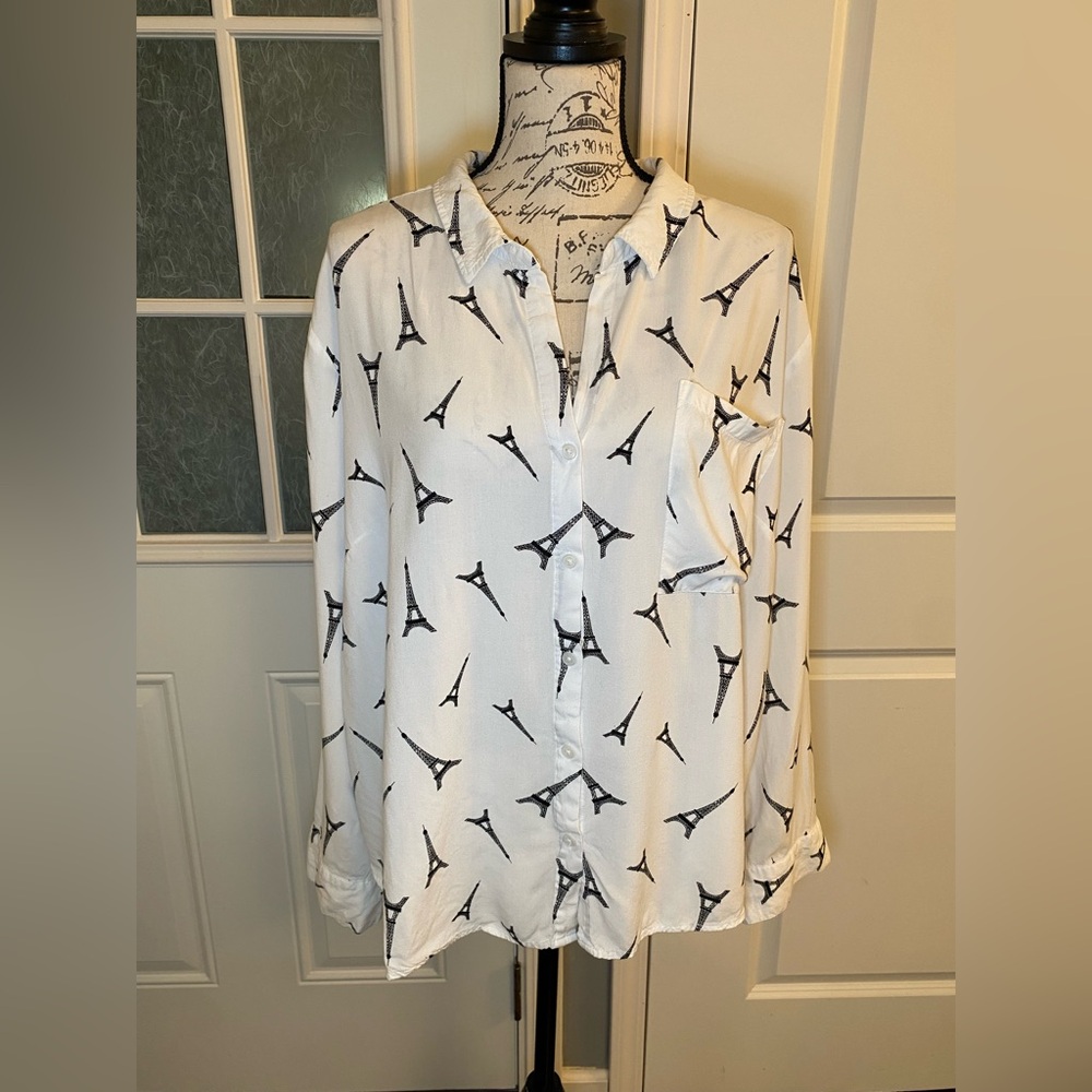 Como Blu Eiffel Tower Print‎ White and Black Button-down Blouse Size 3X B